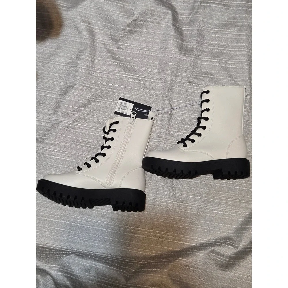 Art Class Girls White Combat Boots Lug Sole Lace Up Side Zip Size 1 NEW
